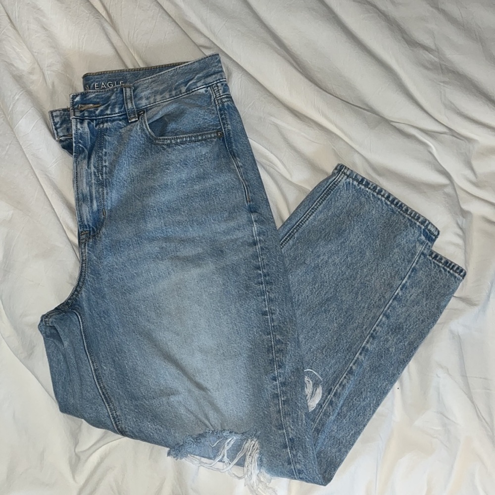 American Eagle Mom Jeans